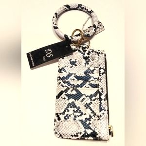 DS Large Loop Wristlet Wallett NWT Cobra Print Tasseled Travel Clubbing